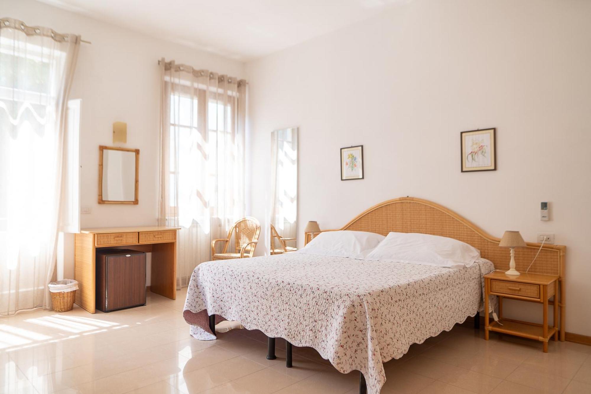 Hotel Bellonda 포르데데이마르미 외부 사진
